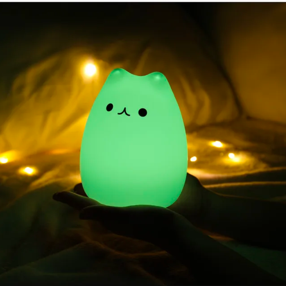 Luminária Noturna Gatinho LED – 7 Cores com Controle por Toque em Silicone Macio