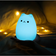 Luminária Noturna Gatinho LED – 7 Cores com Controle por Toque em Silicone Macio