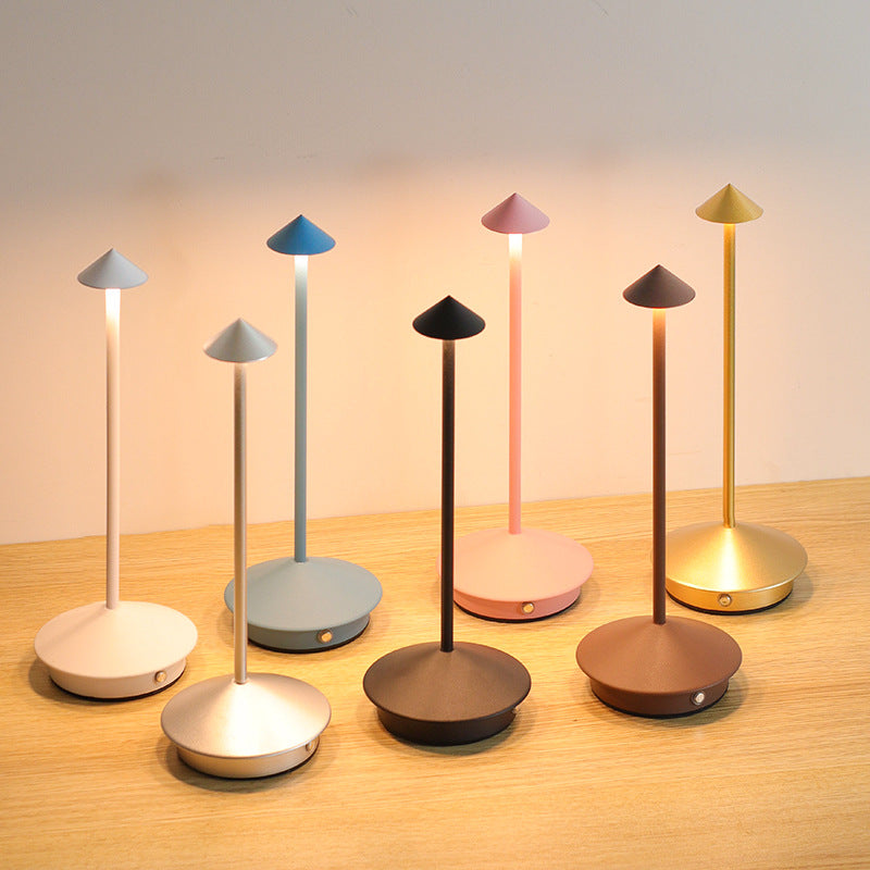 Luminária de Mesa LED Sem Fio Elegante