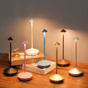 Luminária de Mesa LED Sem Fio Elegante