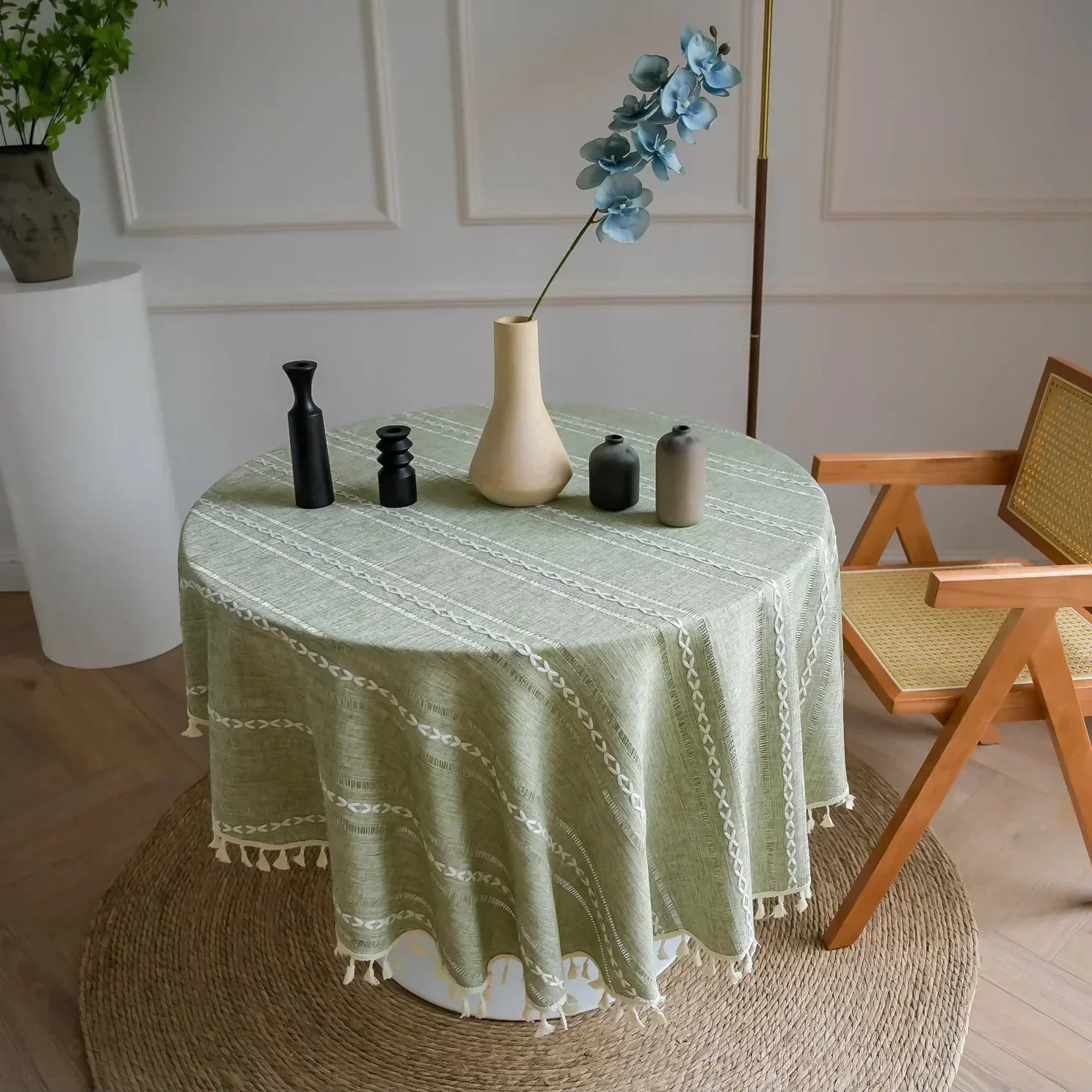 Toalha de Mesa Serra Clara™ em Linho de Algodão com Bordado Geométrico